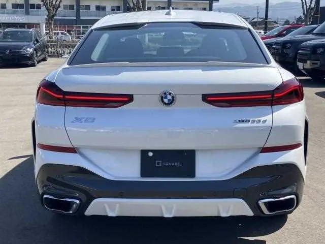 BMW X6 2022 — миниатюра 2