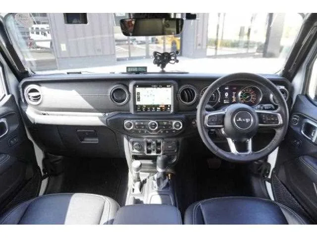 Jeep Wrangler 2023 — миниатюра 2