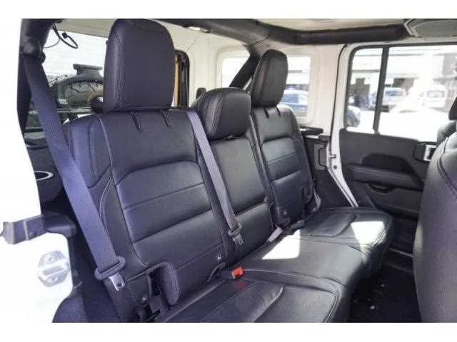 Jeep Wrangler 2023 — миниатюра 3