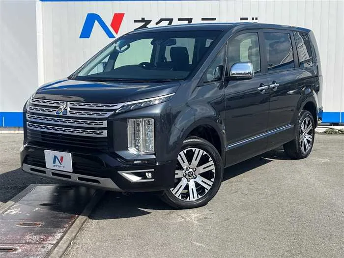Mitsubishi Delica D:5 2024 — фото 1, купить с доставкой в Москву