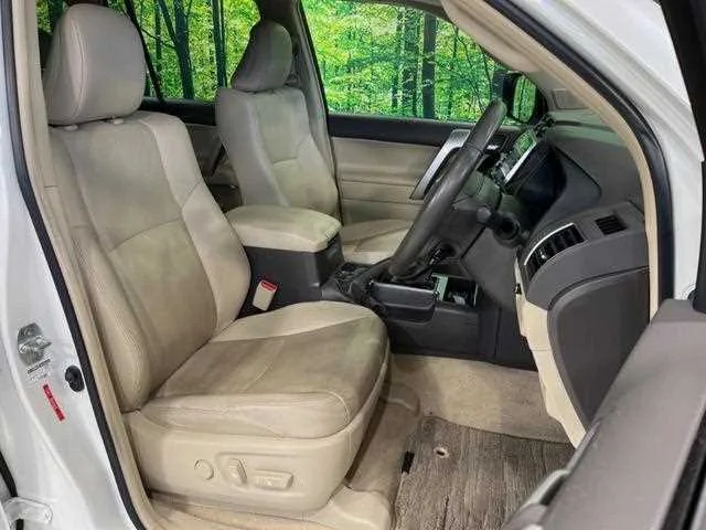 Toyota Land Cruiser Prado 2022 — миниатюра 5