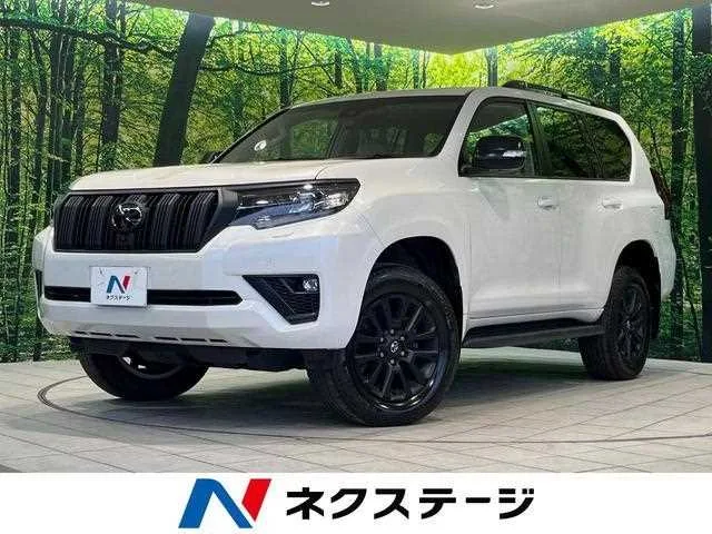 Toyota Land Cruiser Prado 2022 — фото 1, купить с доставкой в Москву
