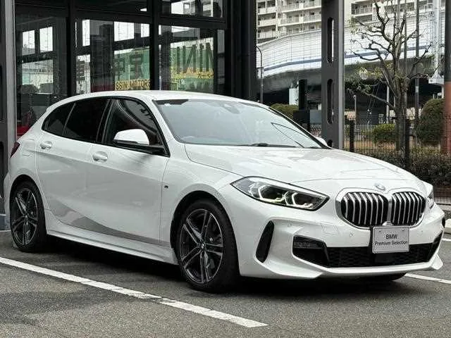 BMW 1 Series 2023 — миниатюра 3