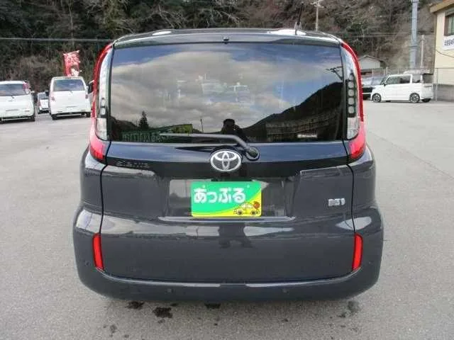Toyota Sienta 2023 — миниатюра 4