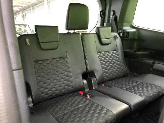 Toyota Voxy 2022 — миниатюра 3