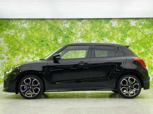 Suzuki Swift 2023 — миниатюра 2