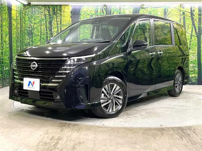 Nissan Serena 2025 — фото 1, купить с доставкой в Москву