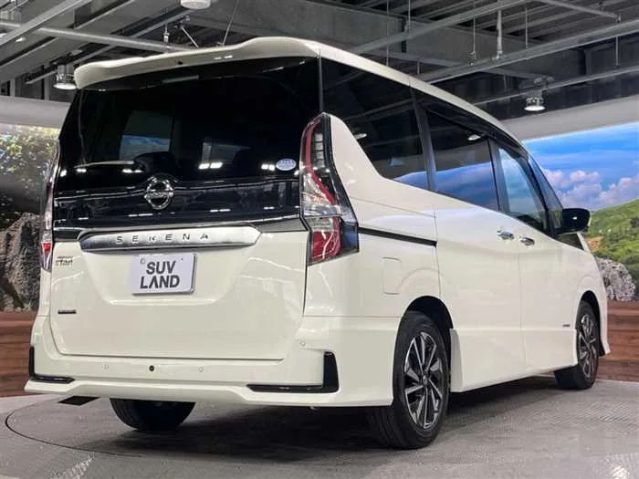 Nissan Serena 2022 — миниатюра 4
