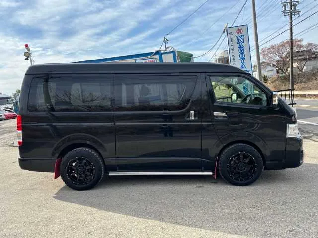 Toyota HIACE VAN 2023 — миниатюра 4