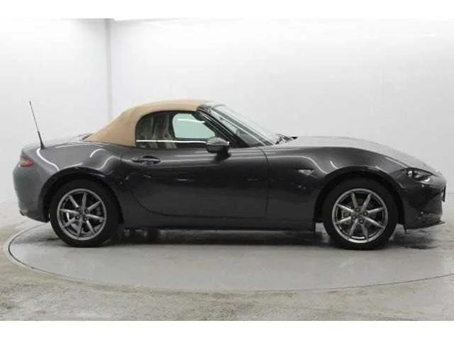 Mazda Roadster 2024 — миниатюра 5