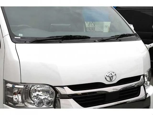 Toyota Hiace Van 2022 — миниатюра 4