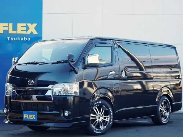 Toyota Hiace Van 2022 — фото 1, купить с доставкой в Москву