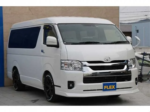 Toyota Hiace Wagon 2023 — миниатюра 2