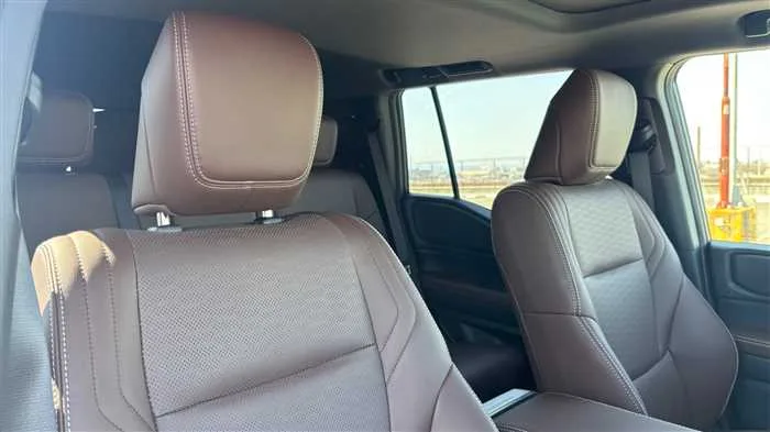 Toyota Land Cruiser ZX 2024 — миниатюра 3