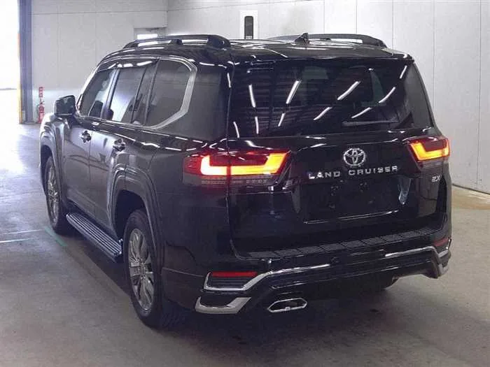 Toyota Land Cruiser ZX *MODELISTA*REAR ENTERTAINMENT*JBL*COOL BOX* 2023 — миниатюра 3