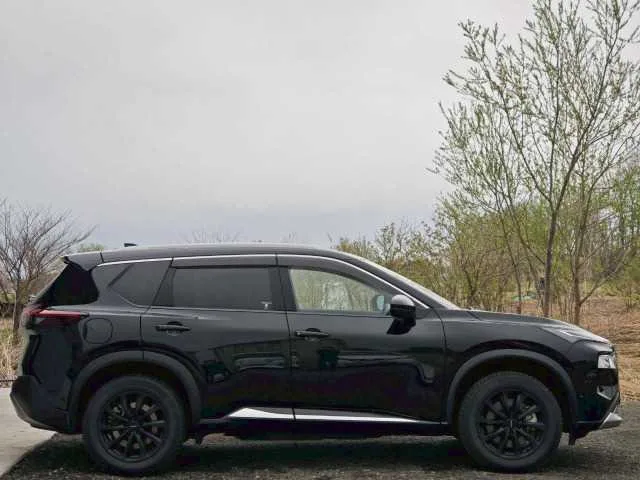 Nissan X-Trail 2023 — миниатюра 3