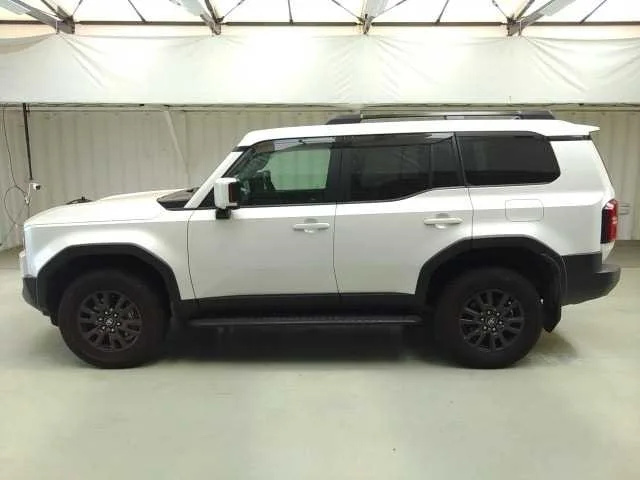 Toyota Land Cruiser VX 2024 — миниатюра 3