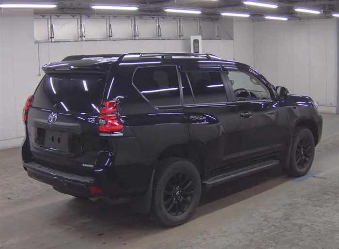 Toyota Land Cruiser Prado TX-L DIESEL SUNROOF 5-SEATS 2023 — миниатюра 4