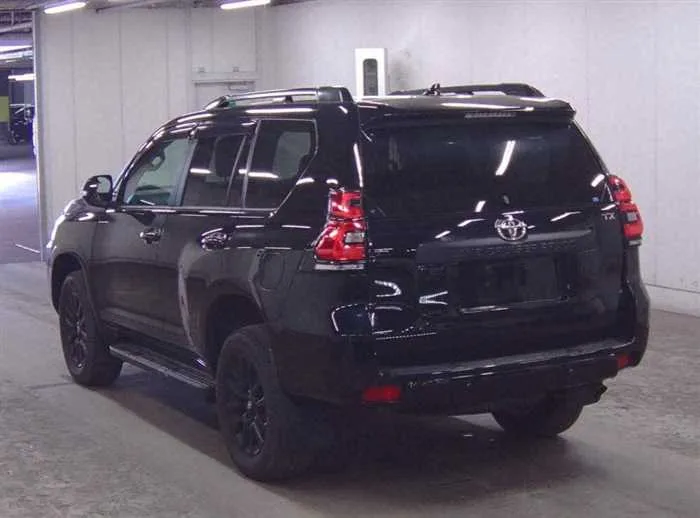 Toyota Land Cruiser Prado TX-L DIESEL SUNROOF 7-SEATS 2023 — миниатюра 3