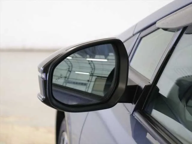 Toyota Prius 2024 — миниатюра 3