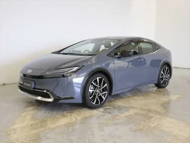 Toyota Prius 2024 — фото 1, купить с доставкой в Москву