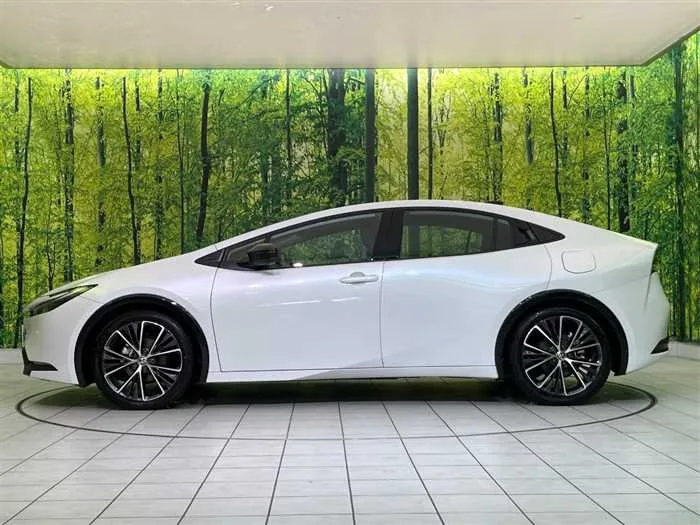 Toyota Prius 2025 — миниатюра 3