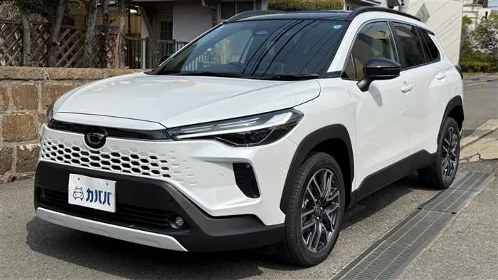 Toyota CorollaCross Z 2025 — фото 1, купить с доставкой в Москву