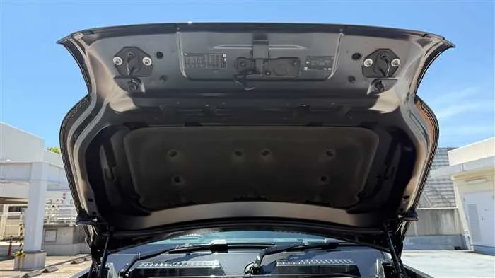 Land Rover Defender 110 X HSE D300 2023 — миниатюра 4