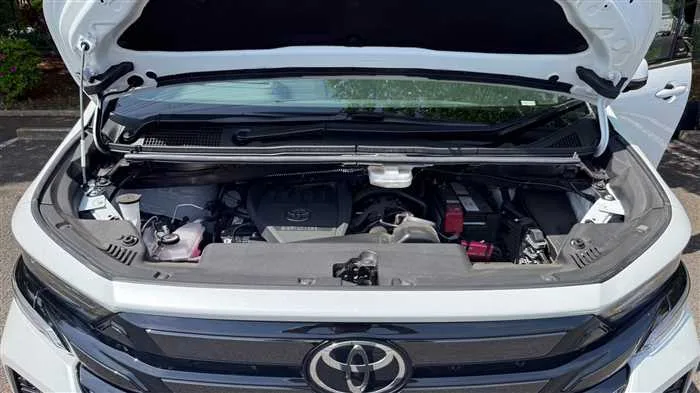 Toyota Vellfire Z 4WD 2025 — миниатюра 4