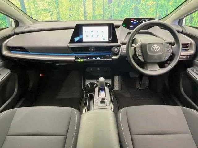 Toyota Prius 2023 — миниатюра 2
