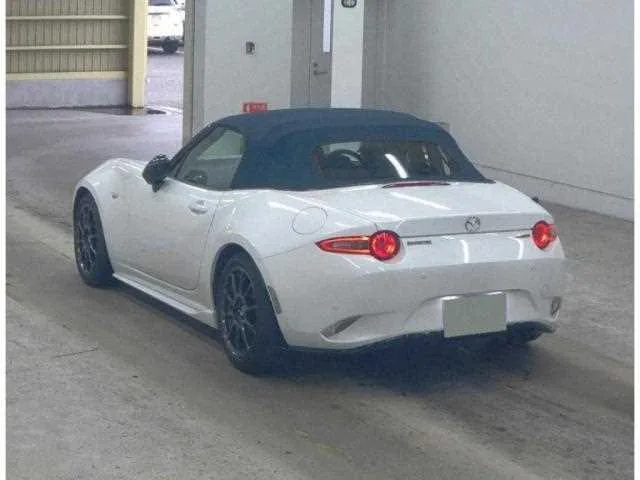 Mazda Roadster 2022 — миниатюра 2