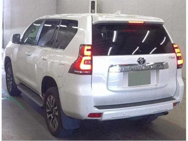 Toyota Land Cruiser Prado 2022 — миниатюра 2