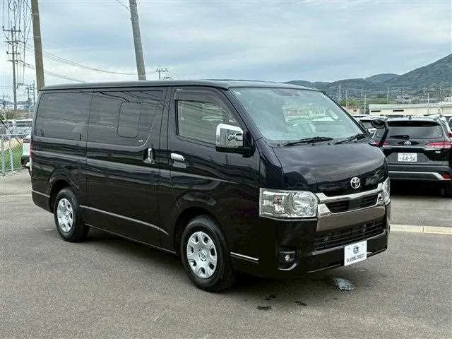 Toyota HIACE VAN 2023 — миниатюра 2