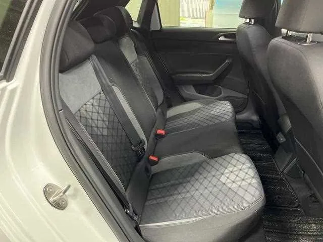 Volkswagen Polo 2023 — миниатюра 4