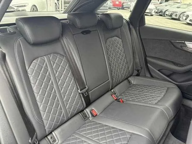 Audi S4 2023 — миниатюра 2
