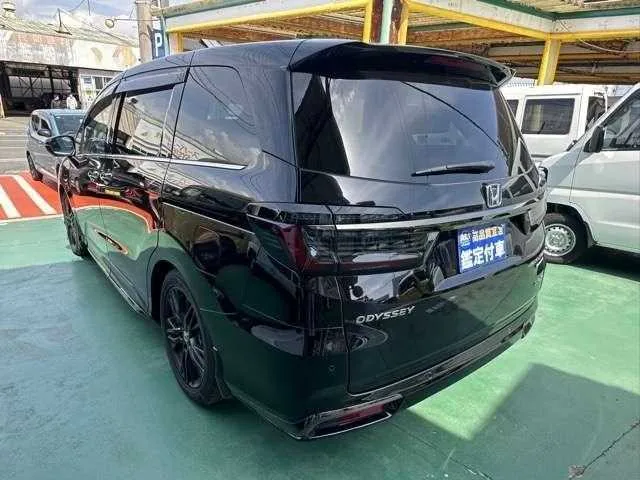 Honda Odyssey 2025 — миниатюра 2