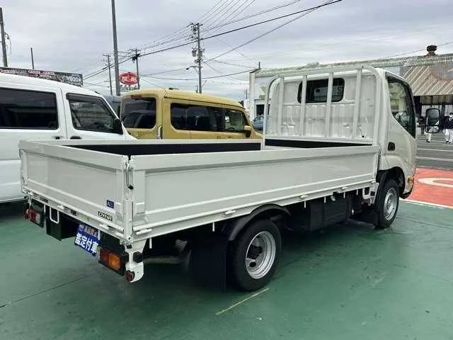 Toyota Dyna Truck 2026 — миниатюра 5