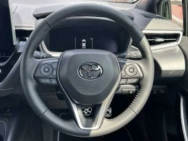 Toyota Corolla Sedan 2025 — миниатюра 4