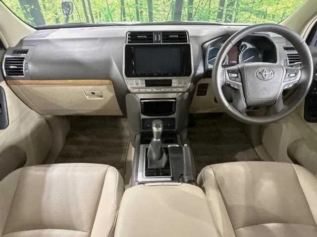 Toyota Land Cruiser Prado 2023 — миниатюра 2