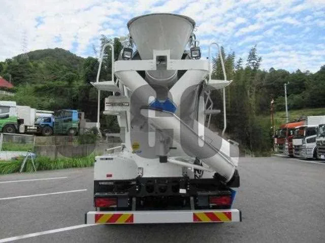 Mitsubishi Fuso SUPER GREAT 2025 — миниатюра 2