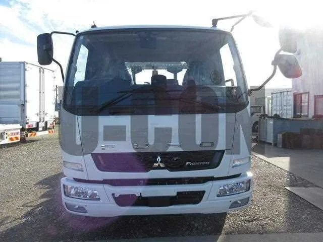 Mitsubishi Fuso FIGHTER 2025 — миниатюра 2