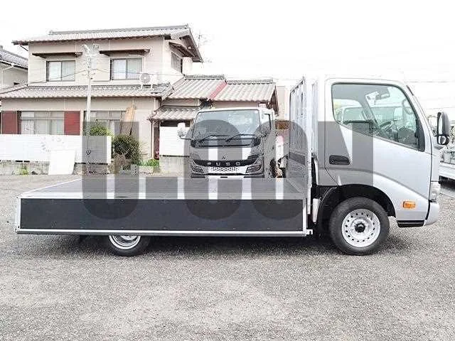 Toyota DYNA TRUCK 2022 — миниатюра 3