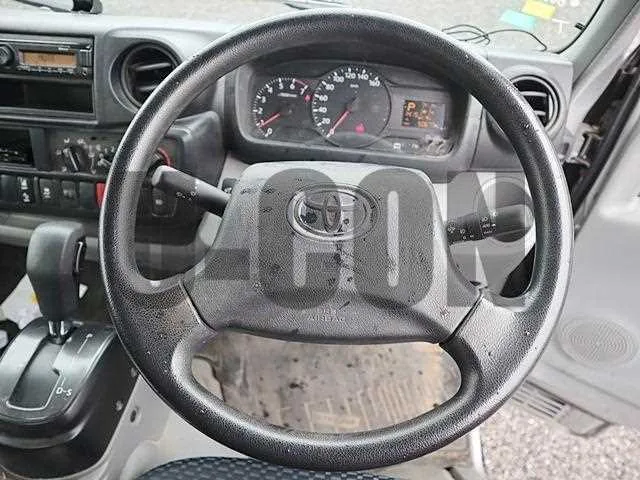 Toyota DYNA TRUCK 2022 — миниатюра 4