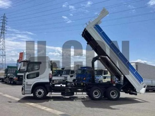 Mitsubishi Fuso Super Great 2026 — миниатюра 2