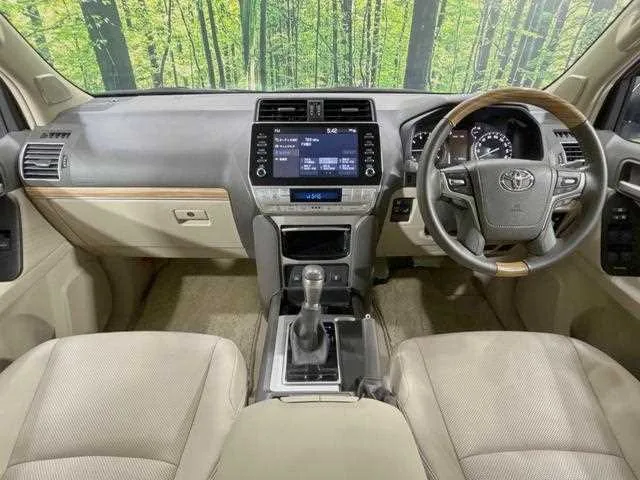 Toyota Land Cruiser Prado 2023 — миниатюра 2