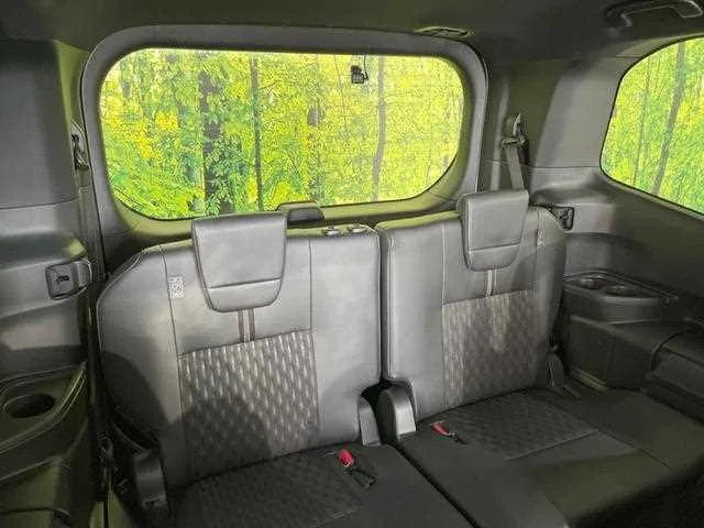 Toyota Noah 2023 — миниатюра 4