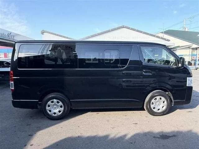 Toyota Hiace Van 2024 — миниатюра 4