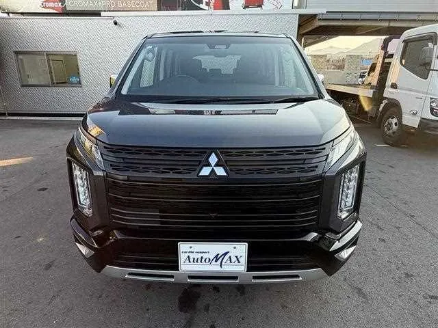 Mitsubishi Delica D:5 2024 — миниатюра 2