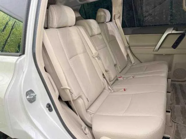 Toyota Land Cruiser Prado 2023 — миниатюра 3