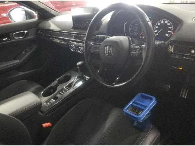 Honda CIVIC 2023 — миниатюра 3